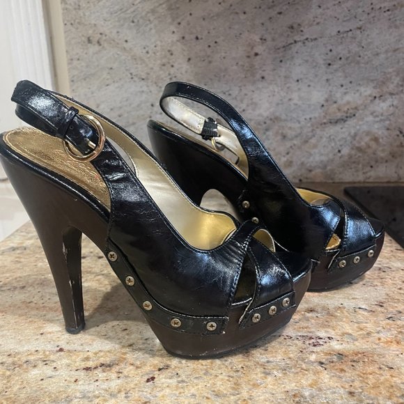 Qupid Heels Size 5 - Picture 2 of 3